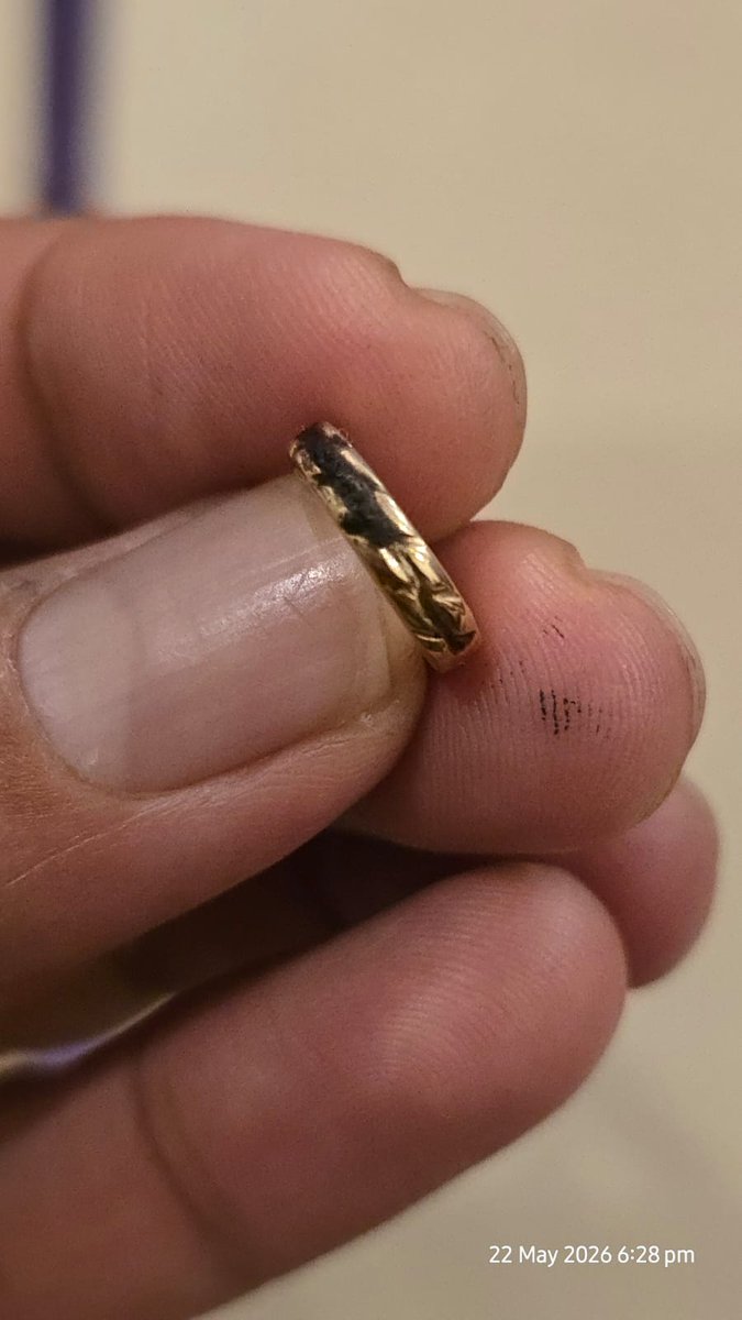 mallusingh76's tweet photo. @KalyanJewellers  A relative bought a men stud 6 months back from candere and the black colored paint came off with few days of use, please refer image, upon reaching the store they said repair can be done but there is no guarantee for the color, he had no other option than exchanging the product. @KalyanJewellers do not take accountability of what they sell. @KalyanJewellers Please look into the case. Being a Brand Jeweller, there should not be any compromise in the quality , by considering the money we invest. Why couldn't offer refund in full if quality is compromised. Not fair on the part of Kalyan.