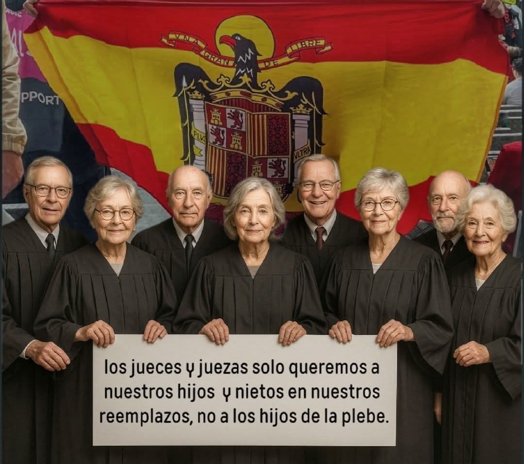 MasterVicent72's tweet photo. @PoderJudicialEs Corruptos y franquistas. 
Cuando el pueblo haga justicia ⚖️  , no va haber donde esconderse . https://t.co/LyDq1fCqMW