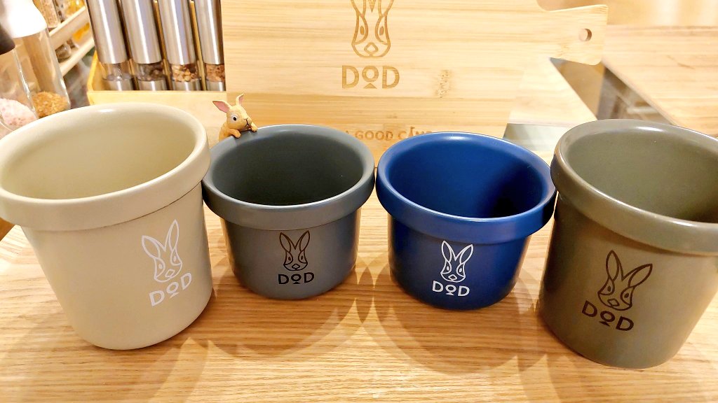 hammy_rabbit's tweet photo. @dod_camp ハナキン乾杯も長年お疲れ様でした😌
参加初回に遡り、🐰さんからいいね貰えた！リプ貰えた！！と飛び上がる程嬉しかった気持ちを思い出しました♡
忙しくてもハナキンだけはと参加を続けられたのもトッキさんパワーがあればこそ🥳
新スタートの前途を祝してKPOD🐰🍻✨
 #ハナキンソロリマグ https://t.co/UAjISUkuIE