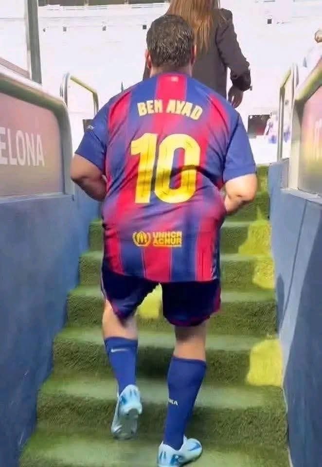 Md_2xo's tweet photo. @Benayadachraf عاجل 👀👀 اتليتكو مدريد يريد 120 م يورو + اشرف بن عياد التخلي على الفاريز🙃 https://t.co/Vb6Ekjp8dn