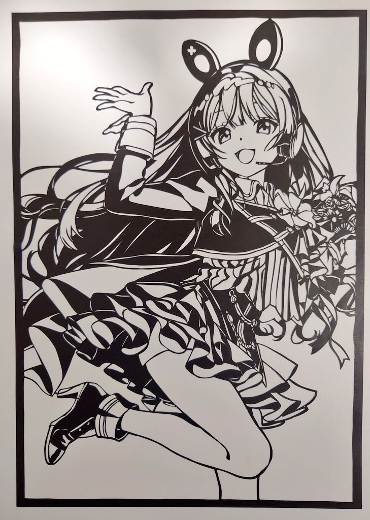 完成です(^-^)ノ 沙花叉クロヱさんを切り絵で切らせてもらいました