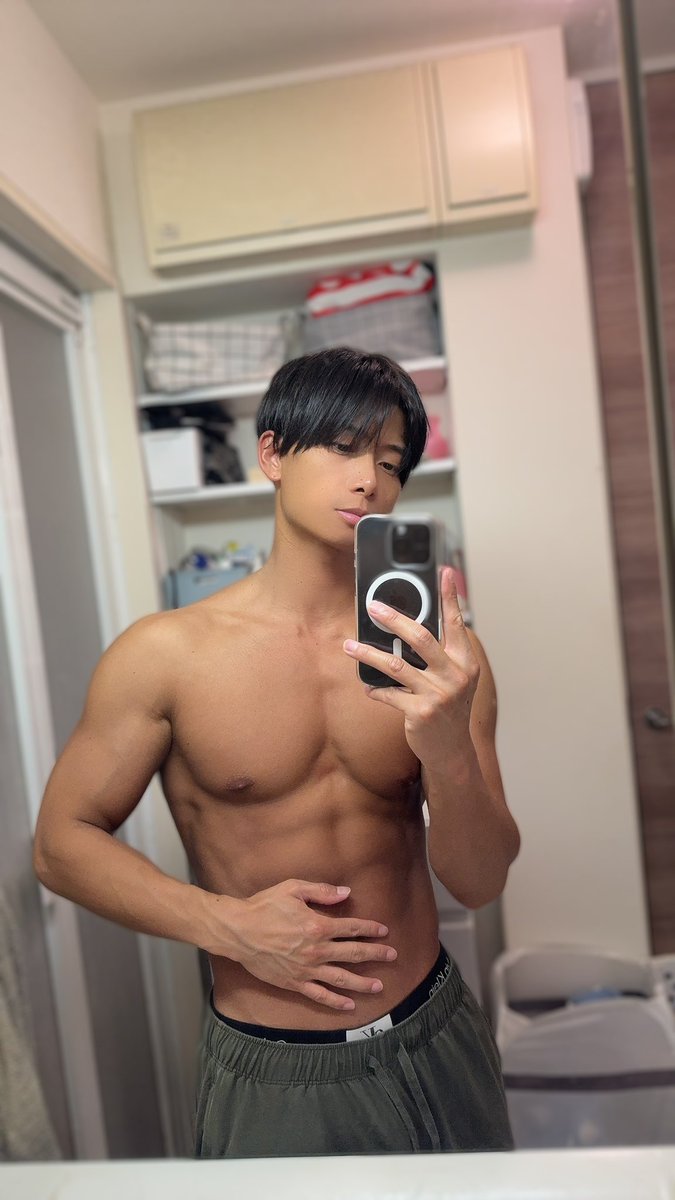 れい tweet media