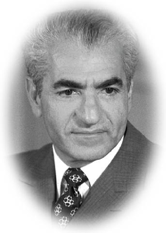 KFravahar's tweet photo. چرا هر فردی که به شاهنشاه آریامهر توهین کرده است, مشاور میشود؟ از قاسمینژاد و شیرین عبادی گرفته تا مصداقی؟ برای من شاهنشاه آریامهر مظهر میهن پرستی و انسانیت بوده است. افرادی که در تاریخ معاصر به وی حمله کرده اند, پست, عقده ای و مرتجع بوده و هستند. از دید من  افراد ذاتشان تغییر نمیکند, بلکه تغییر رنگ میدهند. سناریوی رفتاری با توبه ظاهری تغییر نمیکند.