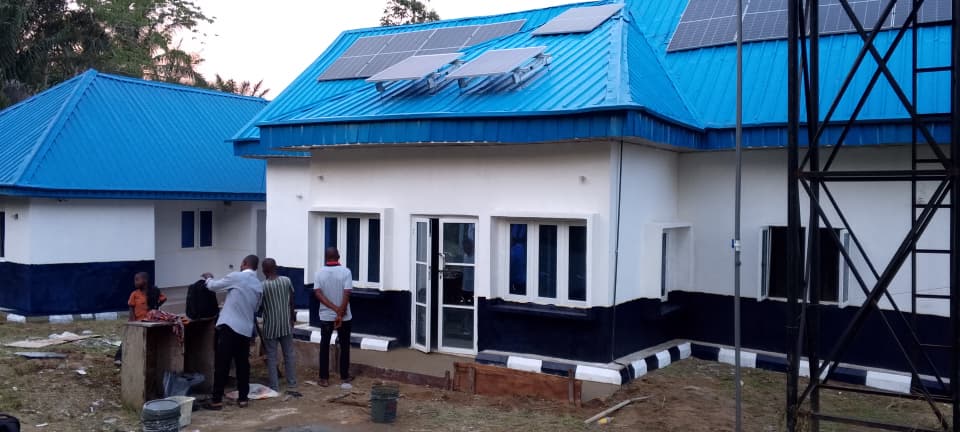 TheAuthority45's tweet photo. Before and after pictures of a  primary health center #GovOtuAt3 https://t.co/gpfOl4ax9x