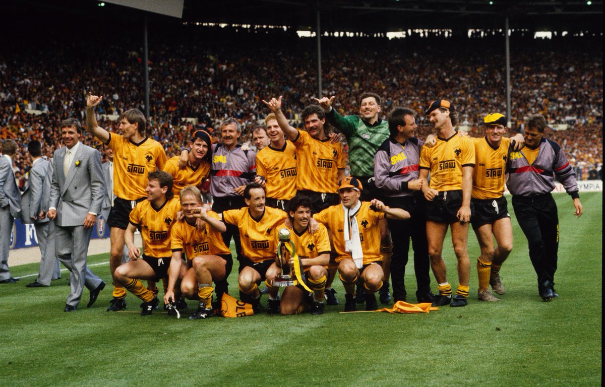 WolvesFPA's tweet photo. 🎶 "The Wanderers are back, and we're on the winning track."

On this day in 1988. When the revival cranked up a gear.

Pictures courtesy Dave Bagnall. https://t.co/oHNCn752lV