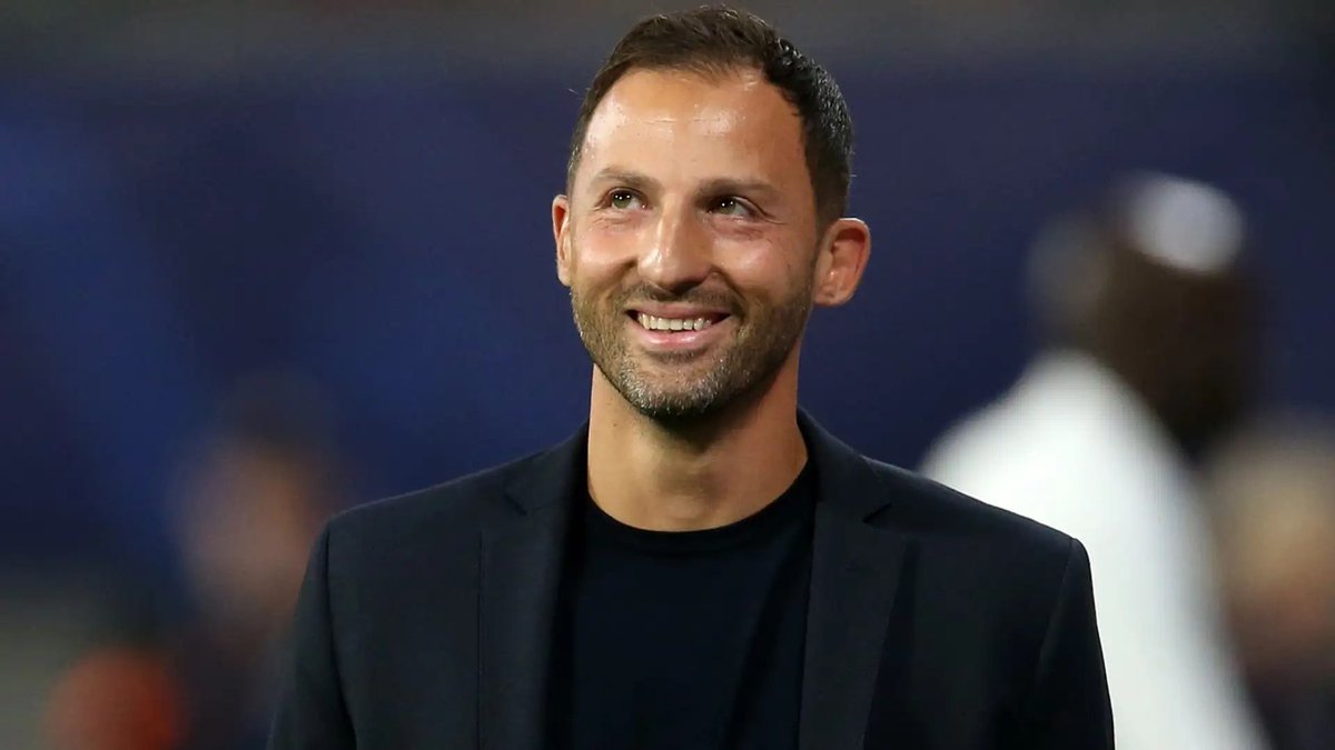 calciolog_tr's tweet photo. Bologna; soyadı Italiano (İtalyan demek) olan Almanya doğumlu Vincenzo Italiano’yu, soyadı Tedesco (Alman demek) olan İtalya doğumlu Domenico Tedesco ile değiştirdi. https://t.co/xSG4XxS2E8