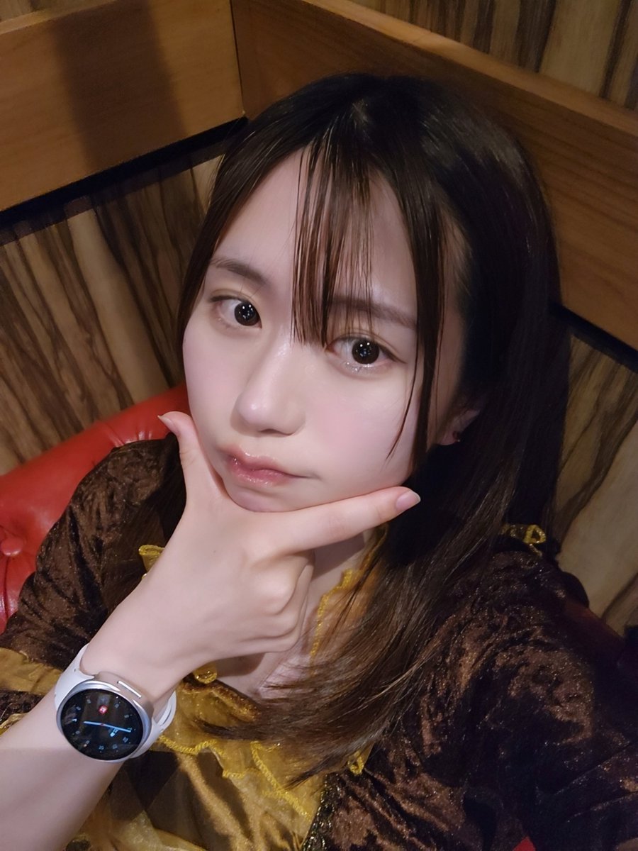 manami_a97's tweet photo. そろそろ前髪を切る頃ネ〜💇‍♀️✨

モンスラ居ます🙋‍♀️ https://t.co/yaJXf8aJUI