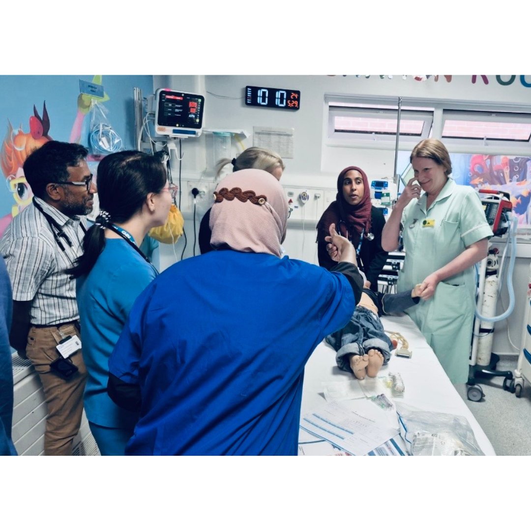 GEHClinEd's tweet photo. The Clinical Simulation Team conducted a MDT Paediatric simulation session in the Children’s Assessment Unit on Anaphylaxis.
@GEHNHSnews https://t.co/H39iuc1jPu