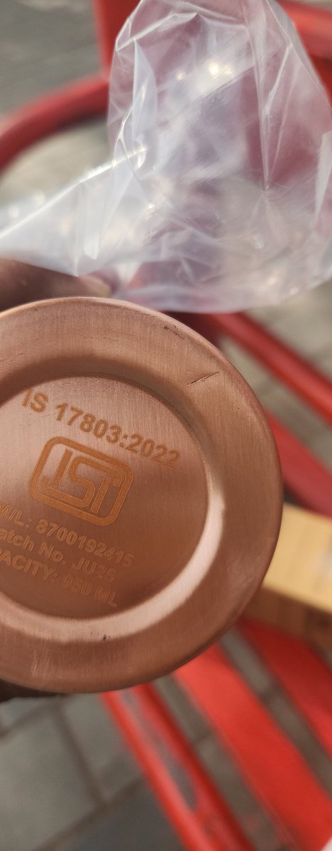 JayShamliya's tweet photo. Is used item delivered.. Here. Bad item.. I no need item. I like refund money. Order id.2144552152 https://t.co/LsUqTa3aXJ