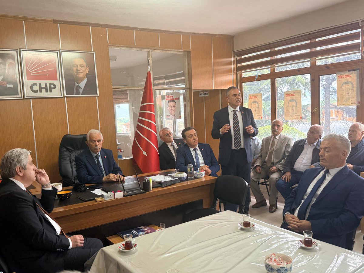 armanuney's tweet photo. Vezirköprü İlçe Örgütümüzün Bayramlaşma Programı'nda değerli mücadele arkadaşlarımız ve dostlarımızla bir araya geldik. https://t.co/LEr39Zskgp