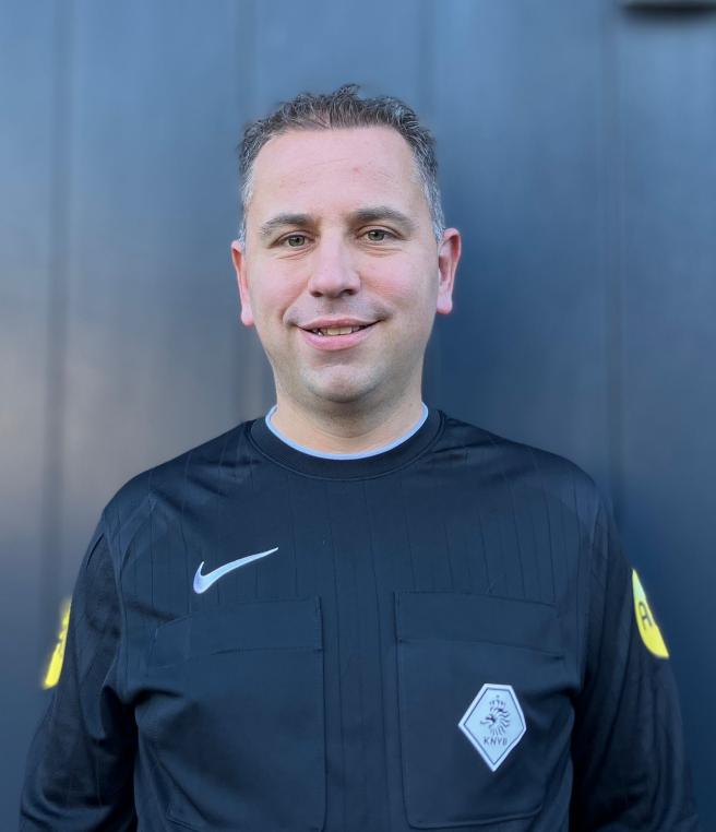 MauricePaarhuis's tweet photo. 4 SNO leden morgen verantwoordelijk voor bekerfinales!

Locaties @HVVTubantia1 &amp; @OWIOS

Finalisten:
@udweerselo, @dzc68, @VvopV, @RKSVNEO, @avantiwils, @Eldenia_Elden, @BlauwGeel55, @svHattoHeim, @longa30, @svsdol, @reaaldr &amp; @svwschool

@EelmanTies98008
@gjadejong
#SNONijverdal https://t.co/RSKZt8aB5X