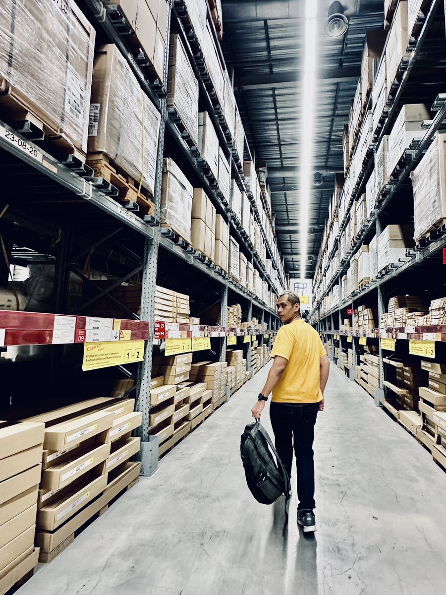dnbgsp's tweet photo. Ikea Alsut ! https://t.co/yX1vrC000P