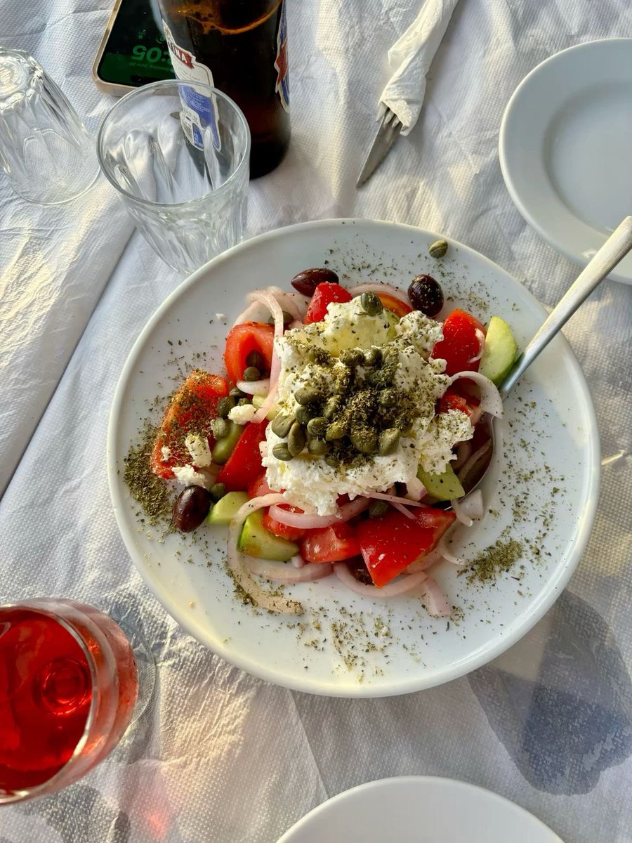 Dolce Riviera tweet media