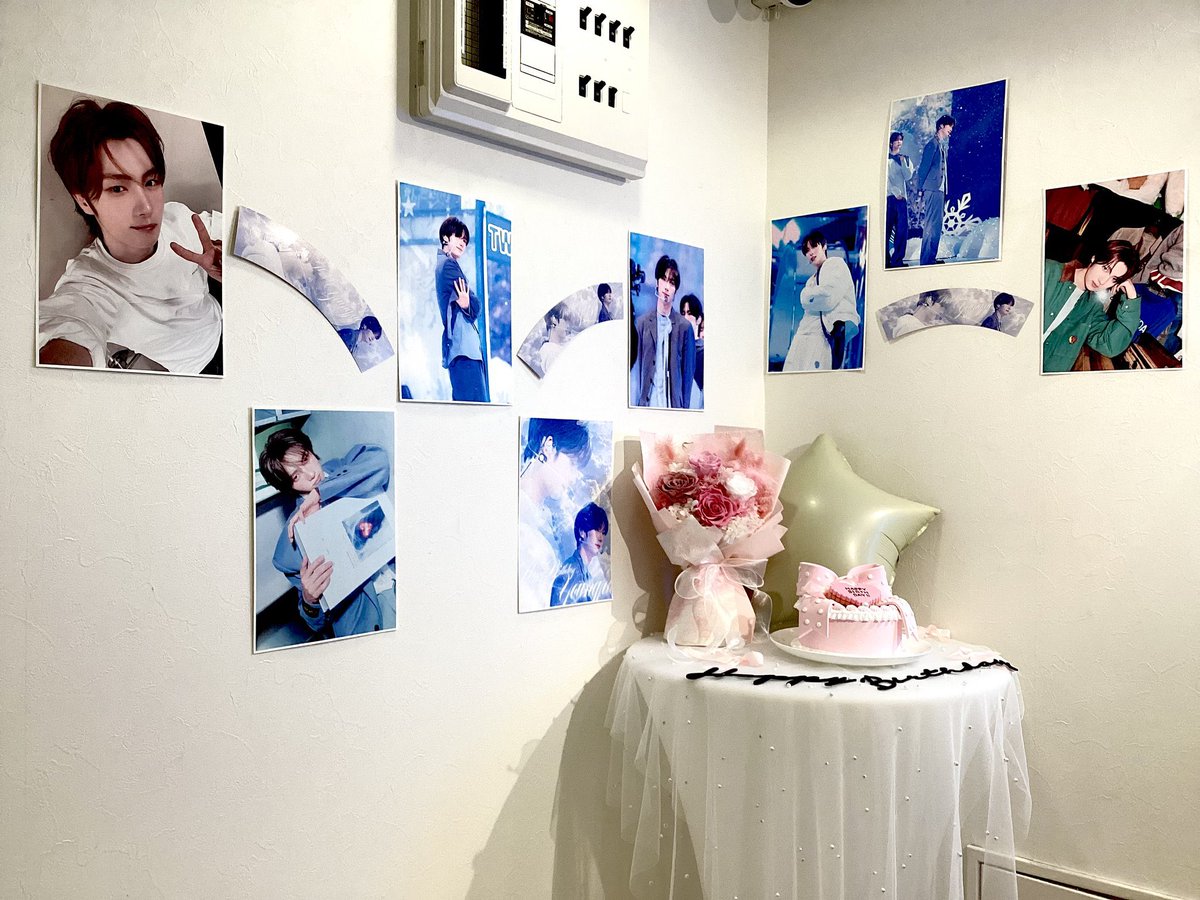 chu_cafe's tweet photo. 明日5月30日の営業
11:00~18:00(17:30~テイクアウトのみ)

整理券は固定ポストより発券開始しています🎫
オープン時よりイートイン受付を行う予定です🍪☕️

【装飾&配布】
ZB1 マシューさん
岡田彪吾さん・森井輝さん
TWICE ダヒョンさん
TWS ヨンジェさん
JO1 豆原一成さん

【配布】
&2BLE リッキーさん
SEVENTEEN 周年
ITZY イェジさん
NMIXX ギュジンさん
2PM 日本デビュー15周年
NEXZ 2周年
TREASURE ヨシさん
ME:I 高見文寧さん
MONSTA  X周年
他過去カプホ