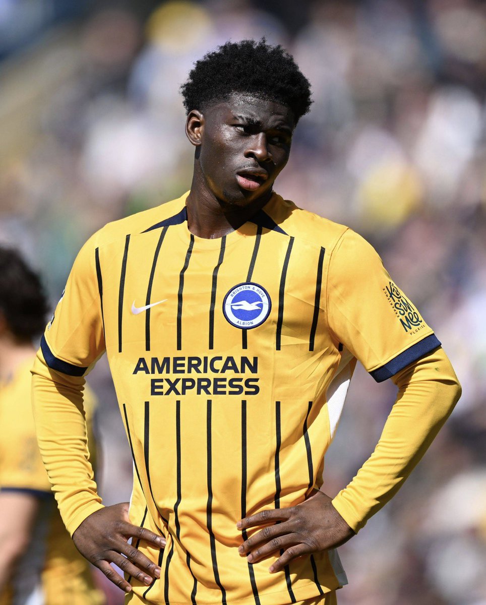 realchideraa's tweet photo. 🚨 Manchester United may be stepping back from a move for Carlos Baleba.

Talks haven’t progressed as expected, with a significant gap in valuation between both clubs. 👀💰

At this stage, the deal looks far from straightforward. 🔴 https://t.co/aA7DLaU3ul