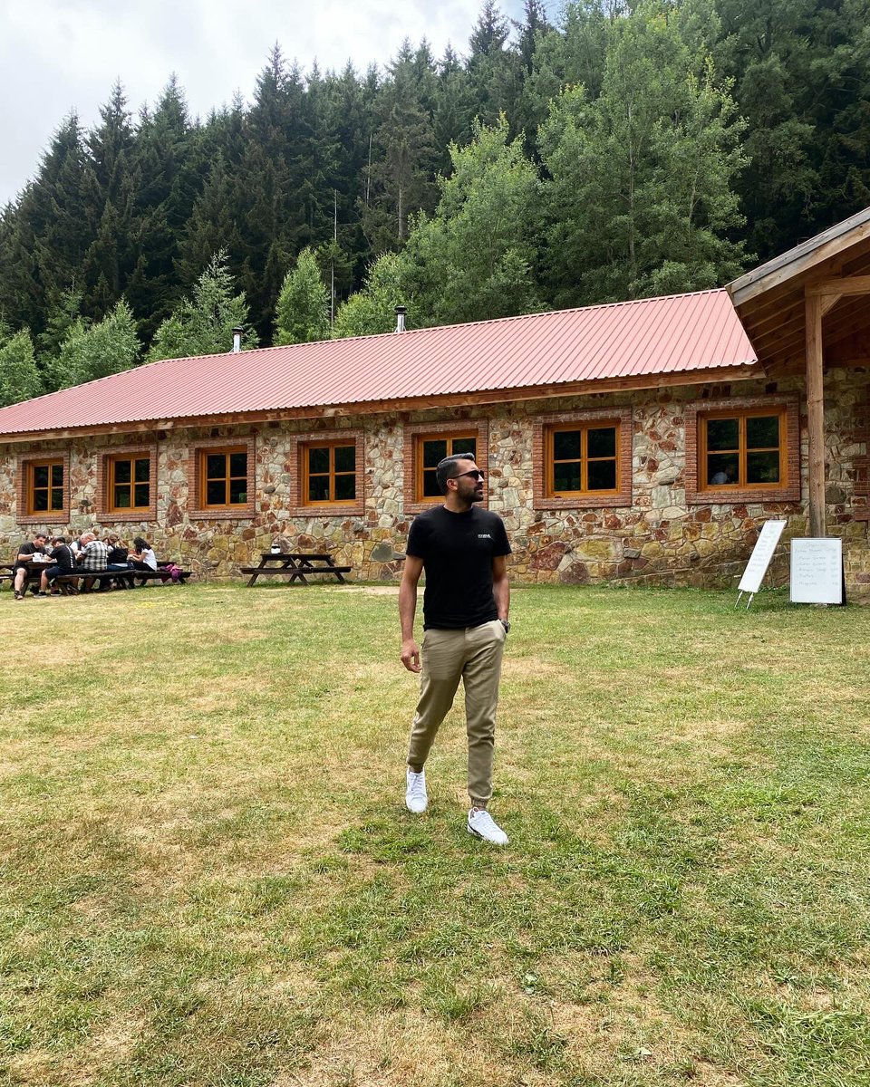 ME6534_'s tweet photo. 🌳🌿🦌 https://t.co/ZbVdjjKreK