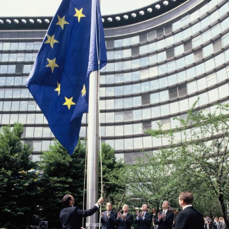 Comisión Europea en España tweet media