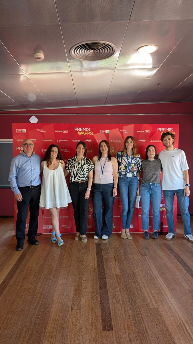 AccioCulturalPV's tweet photo. Acció Cultural del País Valencià participa en els premis WAPPS, que impulsen la creació de webs en català per part de l’alumnat. 🤗 Uns guardons organitzats per la Fundació Accent Obert que fomenten la innovació i el valor educatiu digital. 🙌

@accentobert_ https://t.co/Yp4tfXUSGu