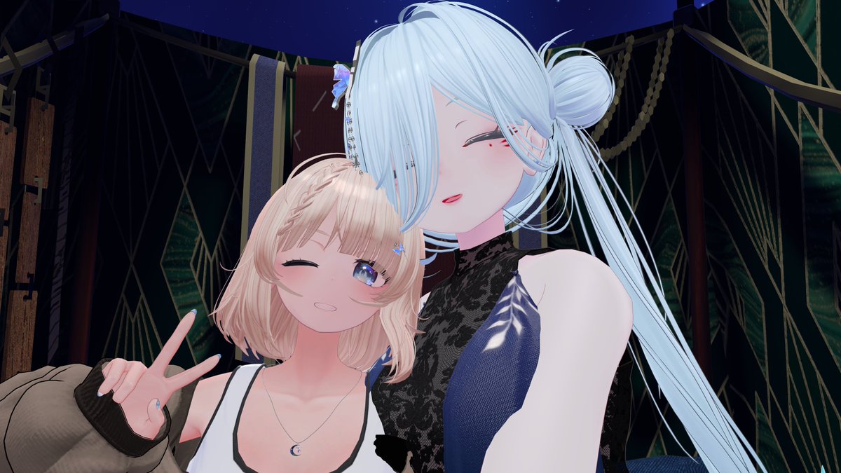 syu_puffin's tweet photo. フレンドにオススメされてお邪魔してきました、「音撫で」～！
お姉さんに撫でられながら聞く生演奏やばいぞ！！！
演奏がすごい！撫でが上手い！パーティクルが豪華！お姉さんが可愛い！
これが無量空処か…🤞
知ってる曲が演奏されたのもあって内心は熱狂してました！
また行きたーい！！！
#音撫で https://t.co/QnrQTi7YSq
