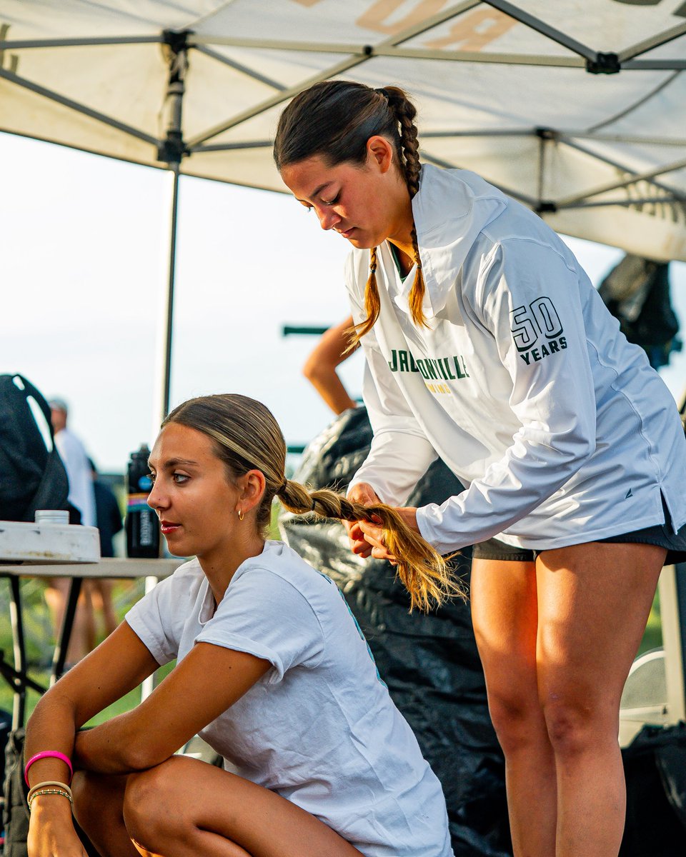 JAX_WROW's tweet photo. Go Time ⏰

#JUPhinsUp https://t.co/f90ZU5CAhf