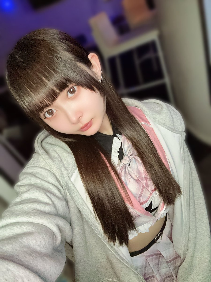 ohuton_a0's tweet photo. 20-01‼️
来店遠隔お待ちしてます！

#自撮り界隈 #自撮り界隈さんと繋がりたい #美男美女さんと繋がりたい #雰囲気嫌いじゃないよって人いいね #1mmでもいいなと思ったらいいね #宗右衛門町 #ミナミ #コンカフェ #コンカフェ営業 #コンカフェ大阪 #DARTSLIVE3 https://t.co/HMi6cdVvf5