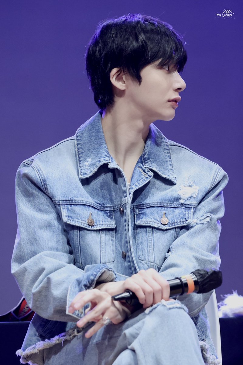 wonnieology's tweet photo. he’s so beautiful i’m so in love with him… https://t.co/v2rBpryQbk