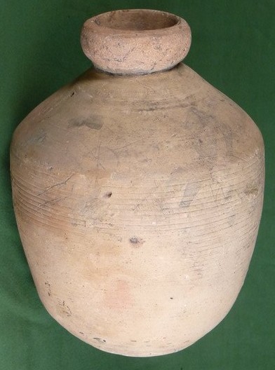 GUARD_Archaeol's tweet photo. How a sherd of a ceramic olive jar revealed traces of trade routes from Hapsburg Spain to post-medieval Leith #FindsFriday #Archaeology #Leith https://t.co/WHVRIubyER https://t.co/SqHTXcRwRr