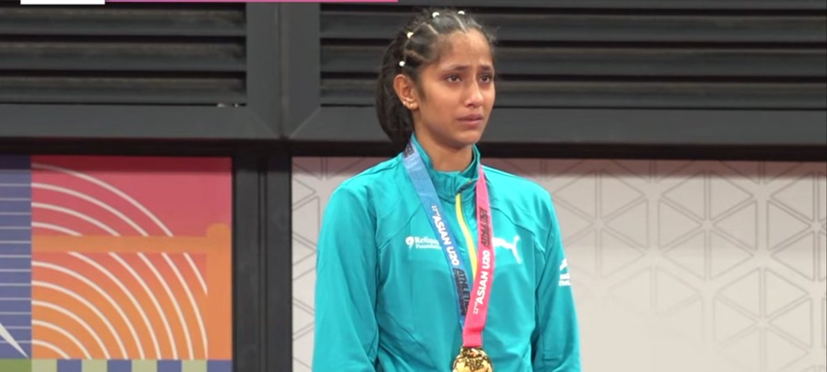 NavinSports's tweet photo. POOJA YOU ARE A PHENOMENAL, GOAT, Champion 🏆 !!

You don't need to cry, I know tears come up when your Hard work pays off but Sky is the limit for you 

You are limitless !!

At this young age what you have achieved in your sport !!

Even some of India's biggest athletes haven't achieved it!! 

You have made your Parents, Village, District, Haryana and the whole country proud !! 

And this is just a start 😉!!