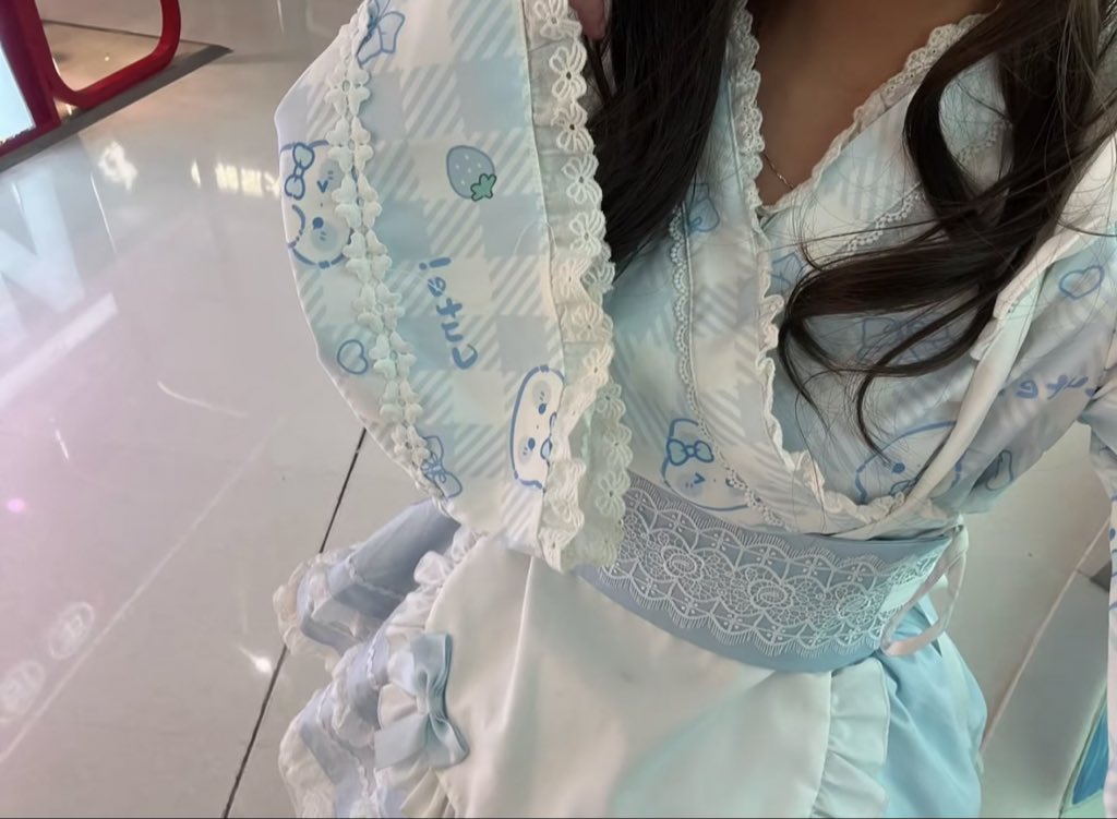 uskdkdkdkdkdyan's tweet photo. 爱是一把双刃剑，它既能让人充满活下去的希望,也能成为杀死人的绞刑架。 https://t.co/ylPrpvQTYh