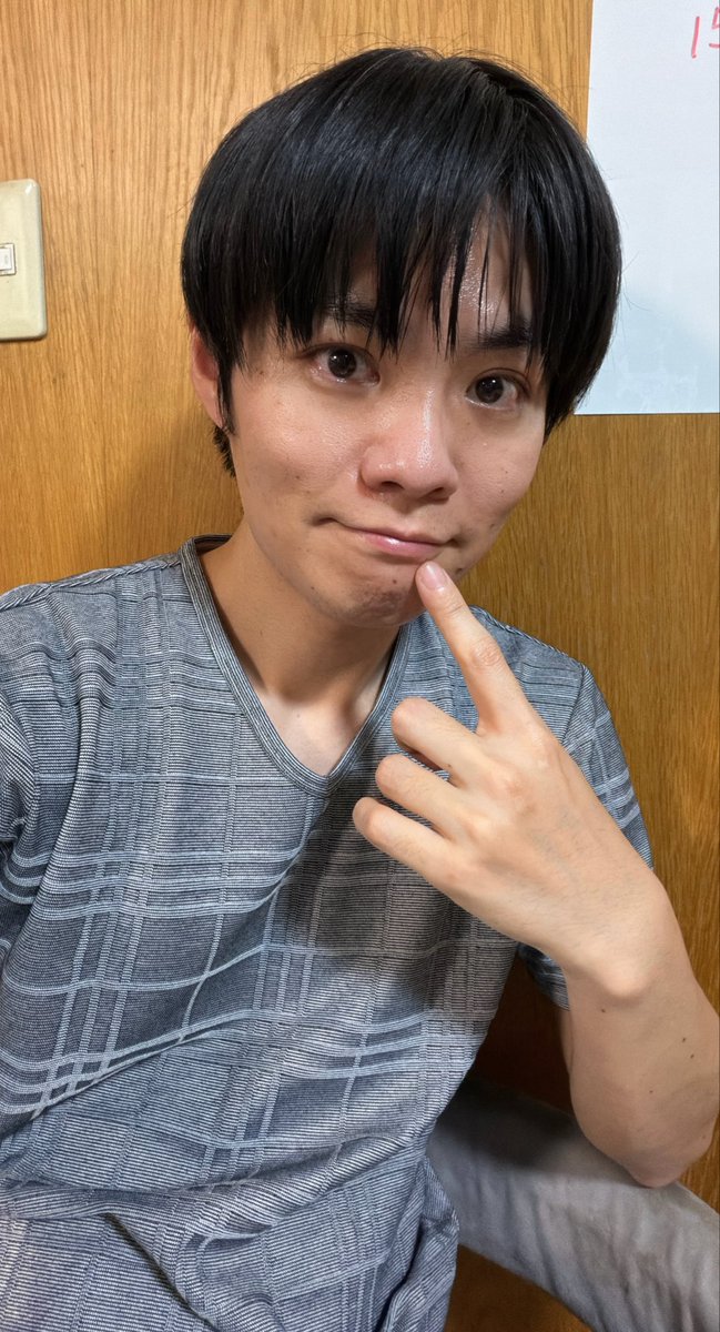 yuuki19860119's tweet photo. もう6年くらい彼氏がいない…
彼氏も欲しいけど…
とりあえず寂しからキスしたいー( ；∀；)
もう半年以上していない気がする…

ノーマル、ぶりっ子、イキリ写真を載せるので、僕とキスしてもいいよって人はいいねしてください！ https://t.co/wwZ6ApWHXS