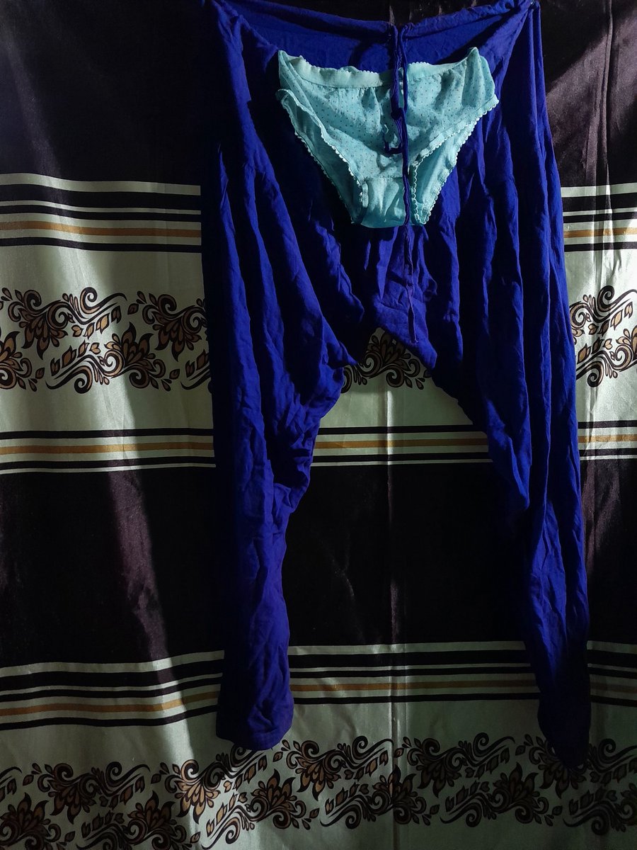 boy_bad2211's tweet photo. আমার Mom এর পাজামা টার কত হতে পারে ?
Inbox us anyone booking my sisson, https://t.co/hviIL3lAL0