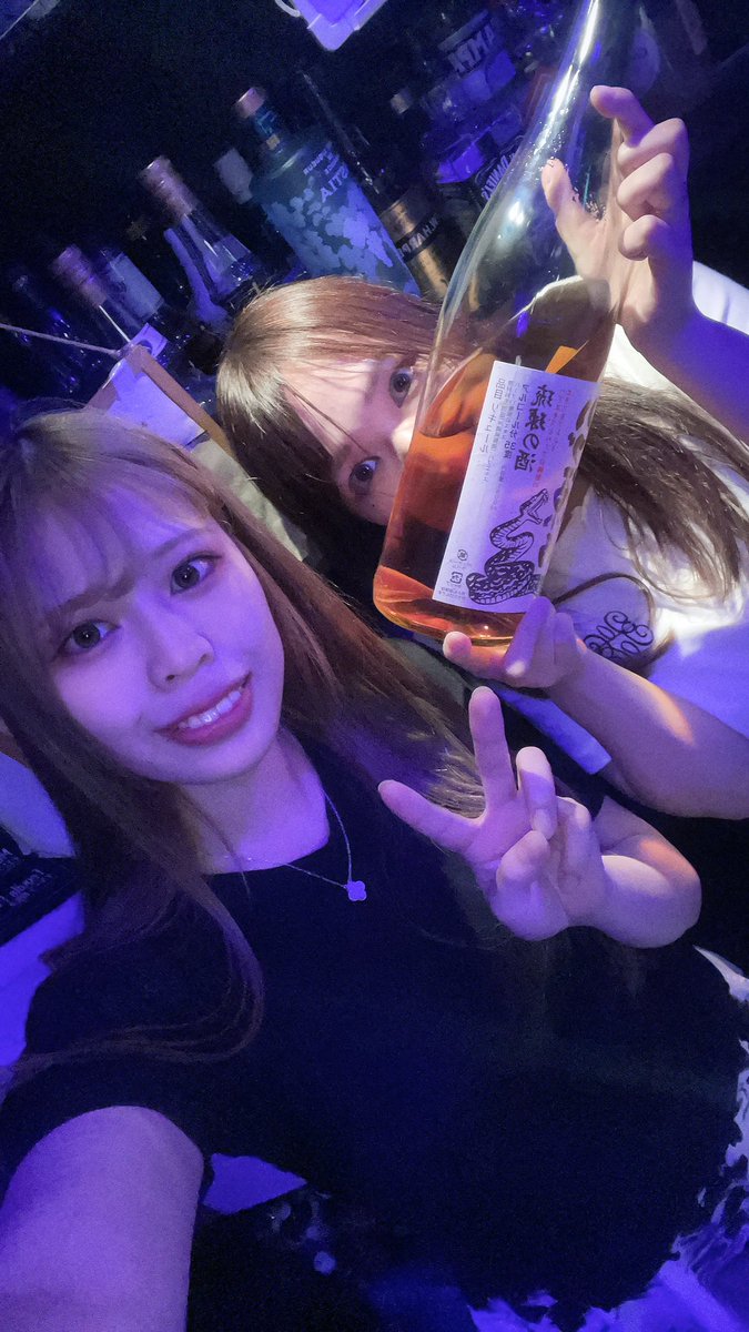 Barkingin0201's tweet photo. 金魂銀魂オープンしました🎶

本日のスタッフは

前半なぎさ、後半ヌー、オーラスあこ

です😸

お願いします🫶 https://t.co/g0tb313Swf
