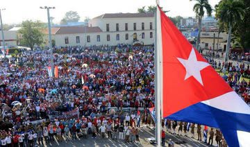 MinturCuba's tweet photo. "En el año del centenario de #Fidel, y a las puertas de los #95DeRaúl, nuestro pueblo sigue respondiendo con firmeza y unidad a la infame acusación contra el General de Ejército.

#LaPatriaSeDefiende https://t.co/bmn8Iu9QTS