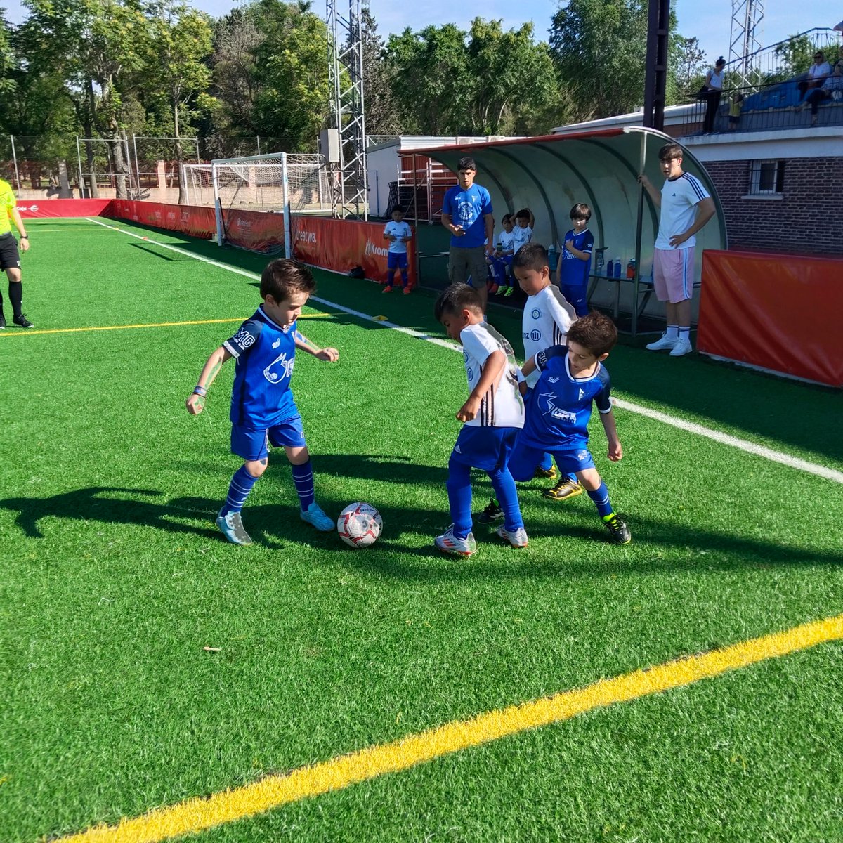 EFMSur's tweet photo. 📍Debutante Grupo 11
📅 Jornada 17
🏁 @CFMadridRio B - Debutante ⬆️
Penultimo partido de los nuestris en la temporada.
#somosdMSur https://t.co/tok9m4FMum