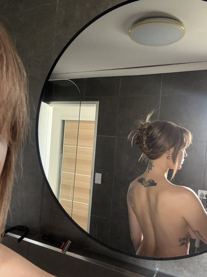 NicholeSabrrinn's tweet photo. Morning X https://t.co/P9Uzflf48Q