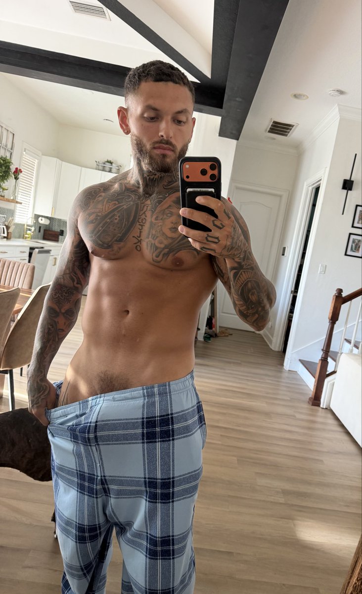 thattattydaddy's tweet photo. Good morning https://t.co/0OVtcWCmfs