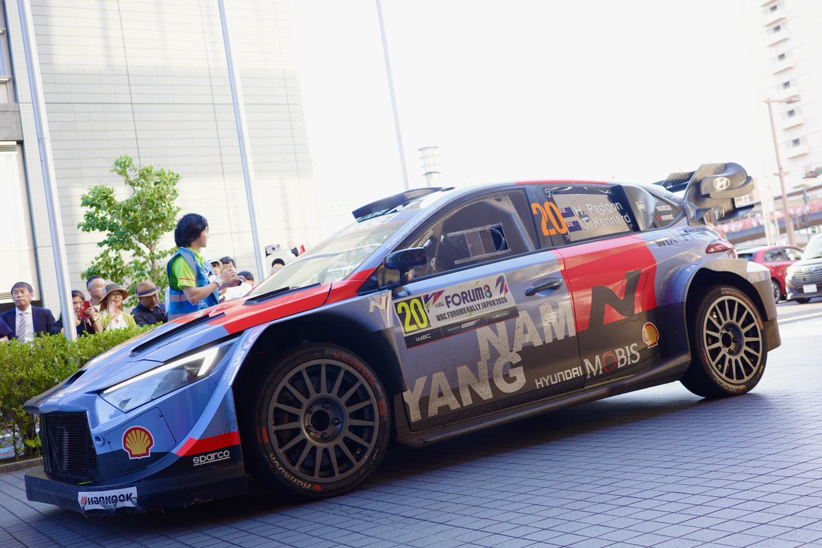moekawase's tweet photo. Abema『 #WRCラリージャパン2026』の
中継ゲストを務めさせていただきました！

初めての #WRC、リエゾンを楽んで
#ラリー の世界にハマっちゃいそうです🤭

ラリー初心者の私に優しく教えてくださった
竹岡さん、沢口さん、花田さんと📷✨

直近に見れる #リエゾン って凄い！

私の撮った１枚も載せておくね！