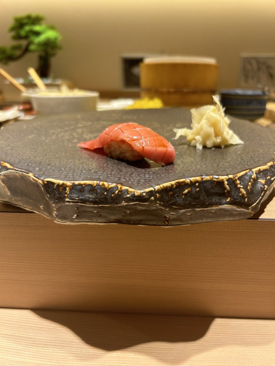 Meat_Rush's tweet photo. おすし https://t.co/P8RKuiWXY4