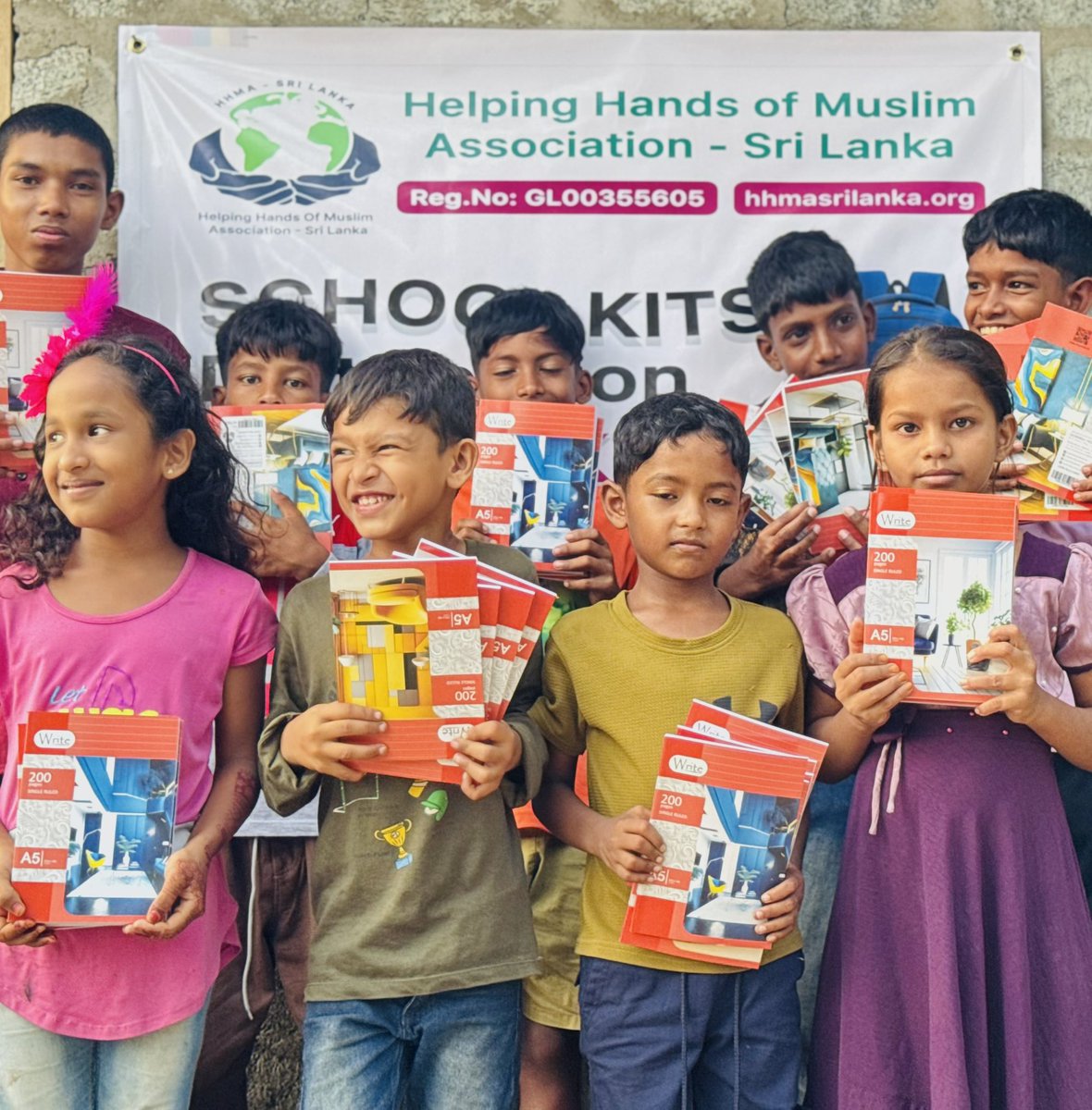 hhma_sl's tweet photo. Alhamdulillah! 50 School Exercise Books have been distributed on behalf of donors across in Sri Lanka🇱🇰 

📖 This AMAZING distribution is going to have an important impact on the lives of our needy orphans children learning to education

https://t.co/mPBZHlrhwL
☎️ +94 76 731 3385 https://t.co/MVIa2XrmQ7