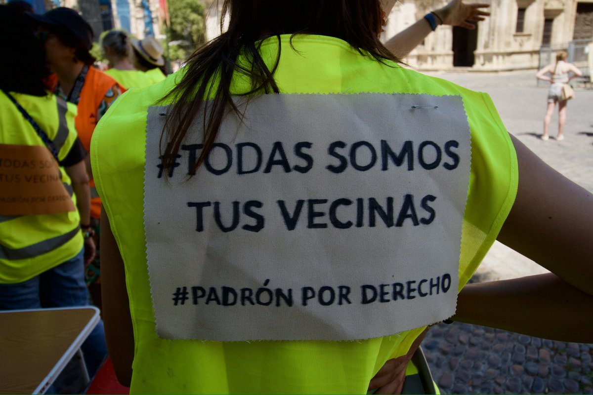 CoordiBarrios's tweet photo. Comenzamos rueda prensa #PadronXDerechos en @AyuntamientoSevilla donde se denuncia, al inicio de las Jornadas Estatales, el uso torticero que hacen las administraciones Municipales…
Sin padrón no hay Derechos… https://t.co/muUxXGIeIC