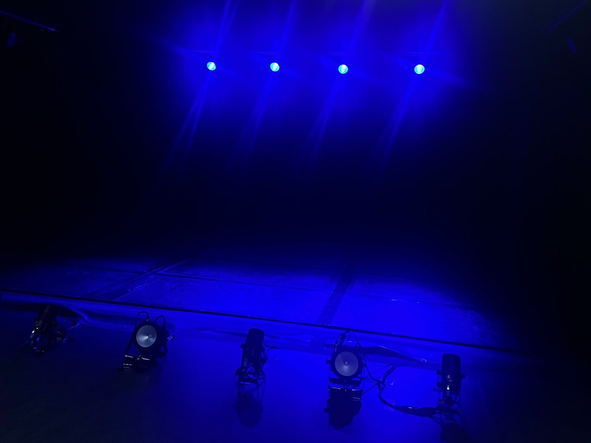 Gforce_Produce's tweet photo. 皆様のおかげさまで、無事２日目も終演です。
ありがとうございます！
さぁ、とうとう折り返しです。
当日のお客様もいらしていただき、本当に感謝です。
飛び込み大歓迎ですので急遽でも遠慮なくご来場くださいませ！
念のため、ご連絡いただけますと幸いです。
お待ちしております。
#一寸先2026 https://t.co/iepa7kfwDv