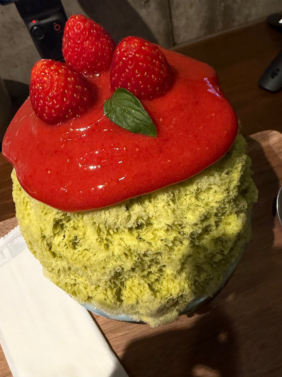 EVAN01ACE's tweet photo. #EVAN weverse update!!

"Say hello to Tokyo" 😍😍😍😍🫳🏻 https://t.co/54pUGZWHsl