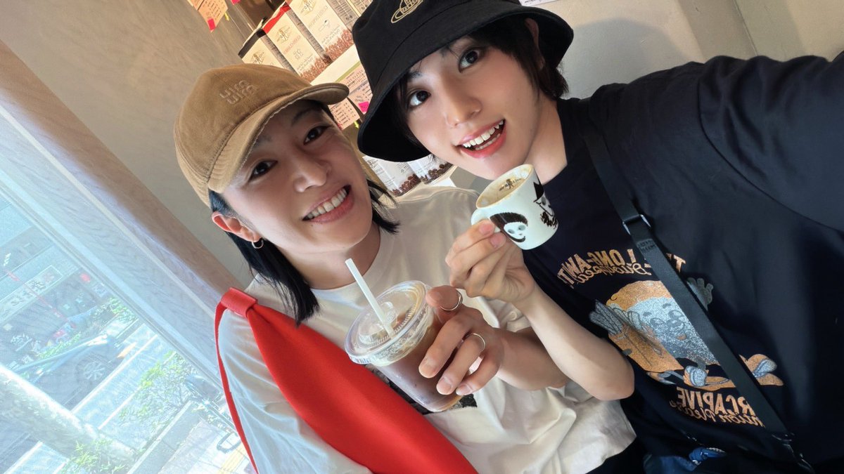 ruikururu's tweet photo. 忍ミュ 16弾 本日も
ありがとうございました！

公演前にまこっちゃんさんと
おしゃカヘ×2行てきた☕️

(どこかの写真にALTも書いてるよ！) 
#忍ミュ #忍ミュ16弾 #カフェ https://t.co/8PVNgqPsF1