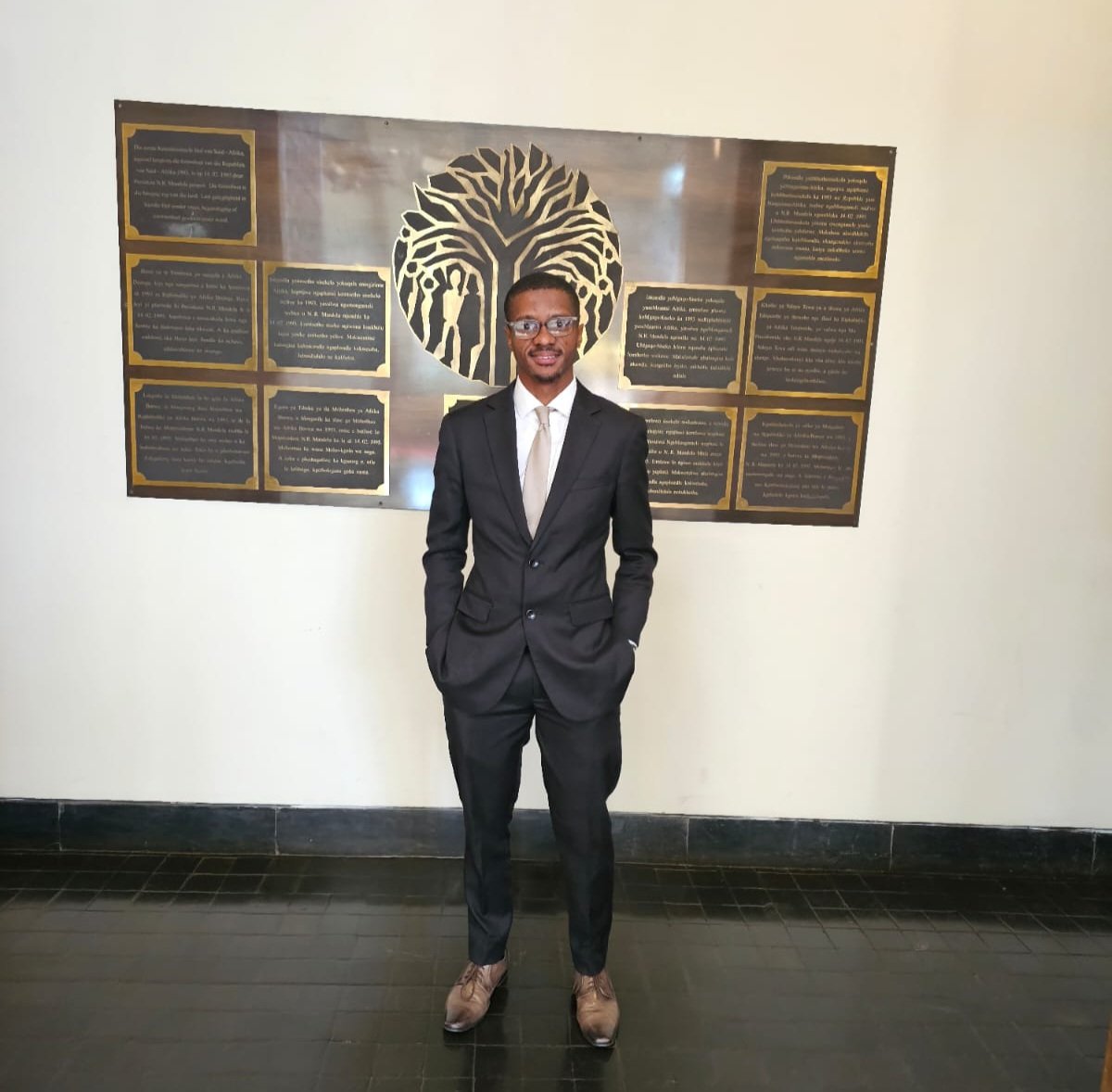 Mkhizesipsyd's tweet photo. Oh hello there, we won our first Constitutional Court matter 🫶🔥 https://t.co/RQevfRFK6a