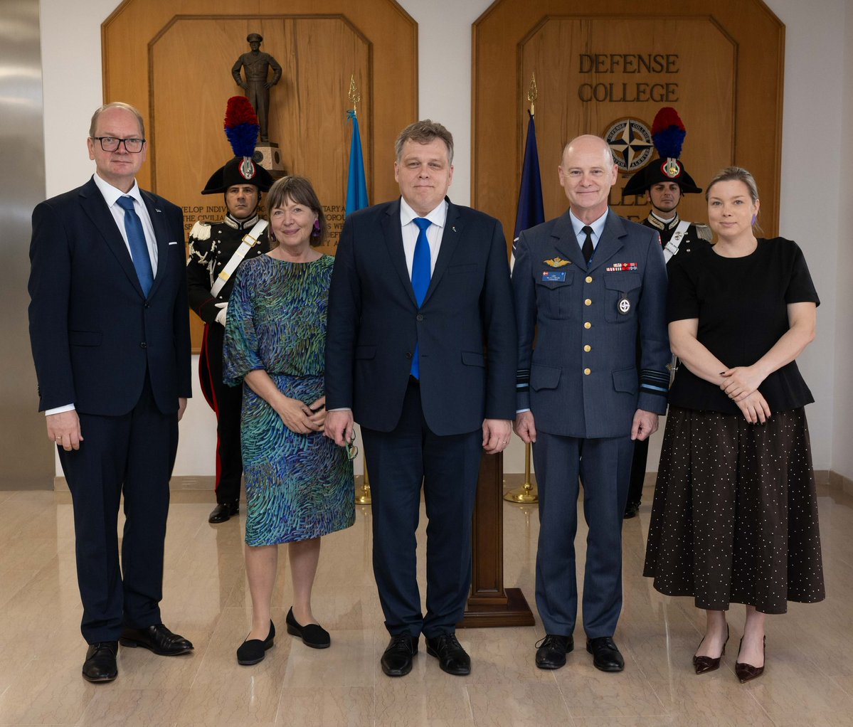 LauriBambus's tweet photo. Thank you to @NATO_DefCollege, Commandant LtGen Max A.L.T. Nielsen and Dean Dr Suzanne Nielsen, all participants in today's meeting with @LauriHussar and members of @Riigikogu 🇪🇪 for open discussion and strengthening international cooperation in global security. #StrongerTogether https://t.co/eO7xw4NJ9h