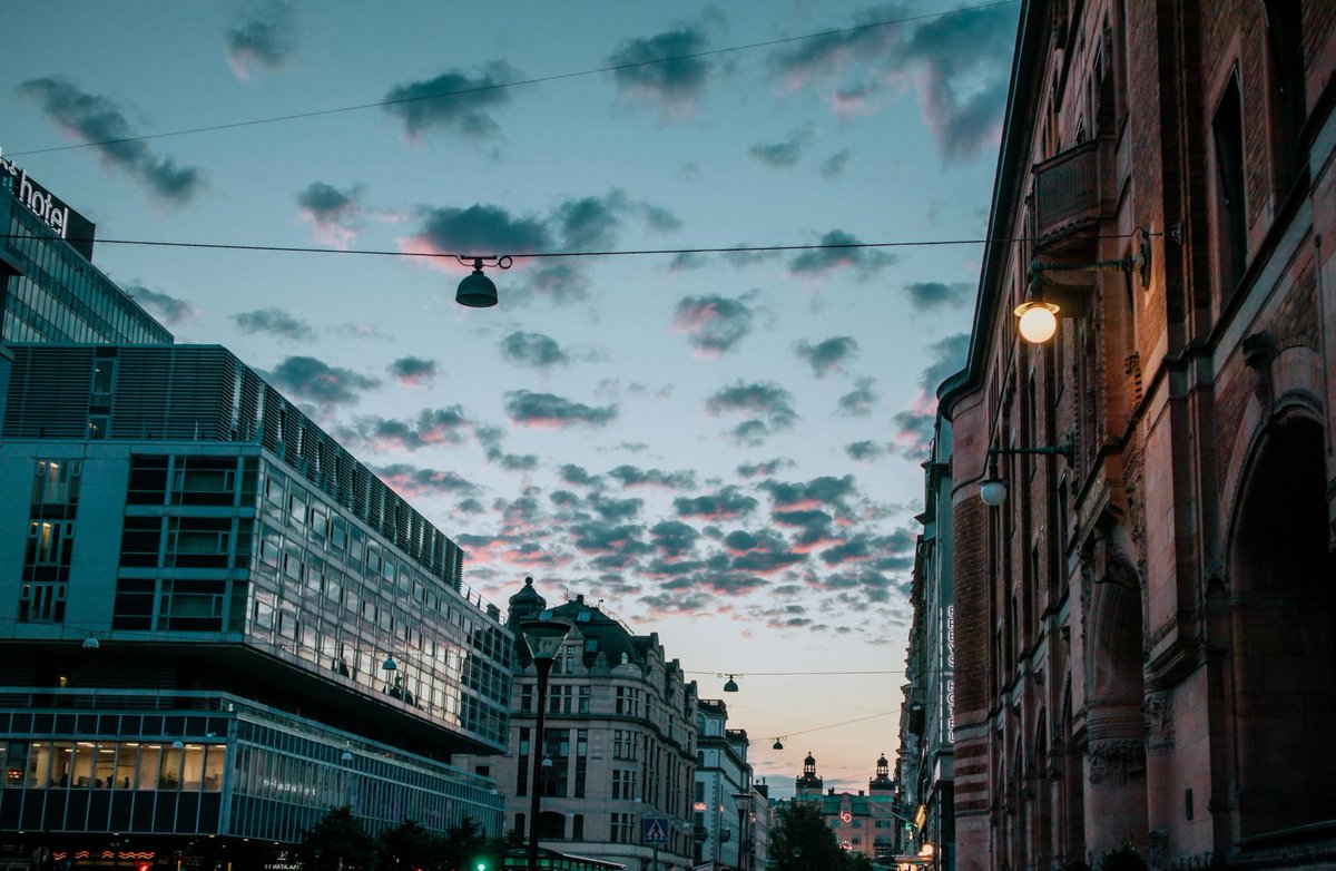 PAMCapital's tweet photo. En börs nära rekordnivåer, en högt värderad verkstadssektor, banker som fortsatt trygg hamn, nya BNP-siffror och ett växande underskott i svensk ekonomi ↓

https://t.co/fwvvz0b6bD https://t.co/FTzVRyMDo8