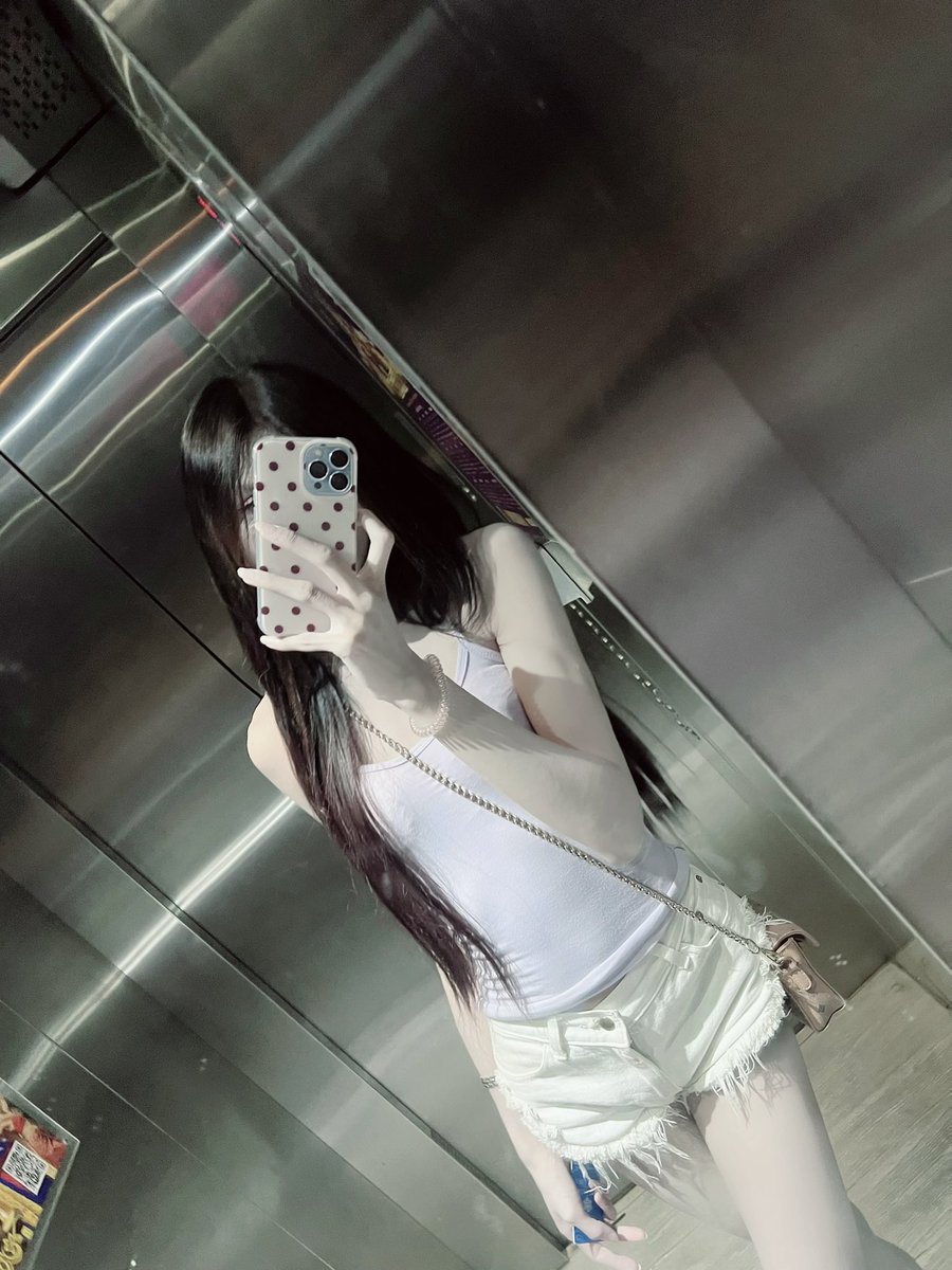 Praeee50l3's tweet photo. เหงาาาาาาาเดมมมมมม🥹 #ขอนแก่น #ขอนแก่นในเมือง https://t.co/vxqvTUgrq8