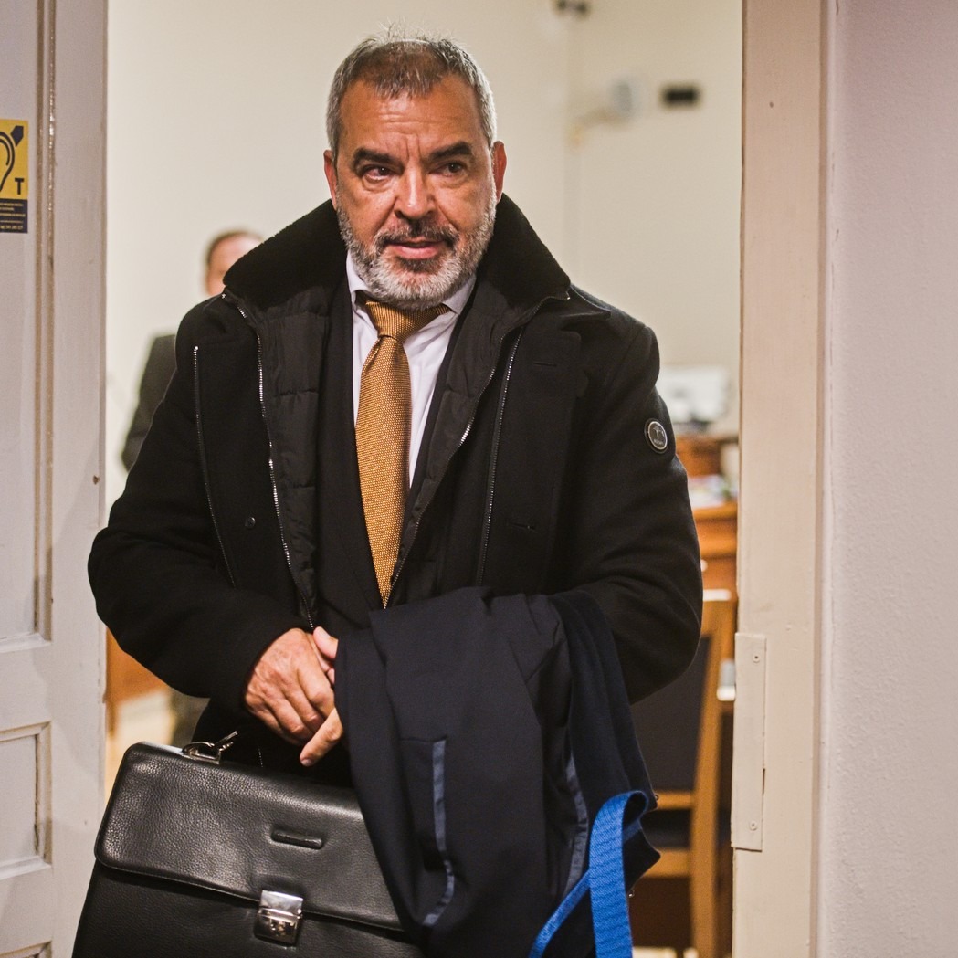 enkocz's tweet photo. Advokát Kárim Titz čelí v bitcoinové kauze druhému stíhání. Podle zjištění Deníku N jej policisté viní z toho, že ovládal bitcoinové peněženky, na které po převodu daru mířily desítky milionů korun v bitcoinech pocházejících z trestné činnosti.