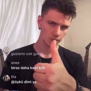 acilpolikliniq's tweet photo. Sınavda yandakine çaktırmadan tork alırken https://t.co/nJWoIjMOjh