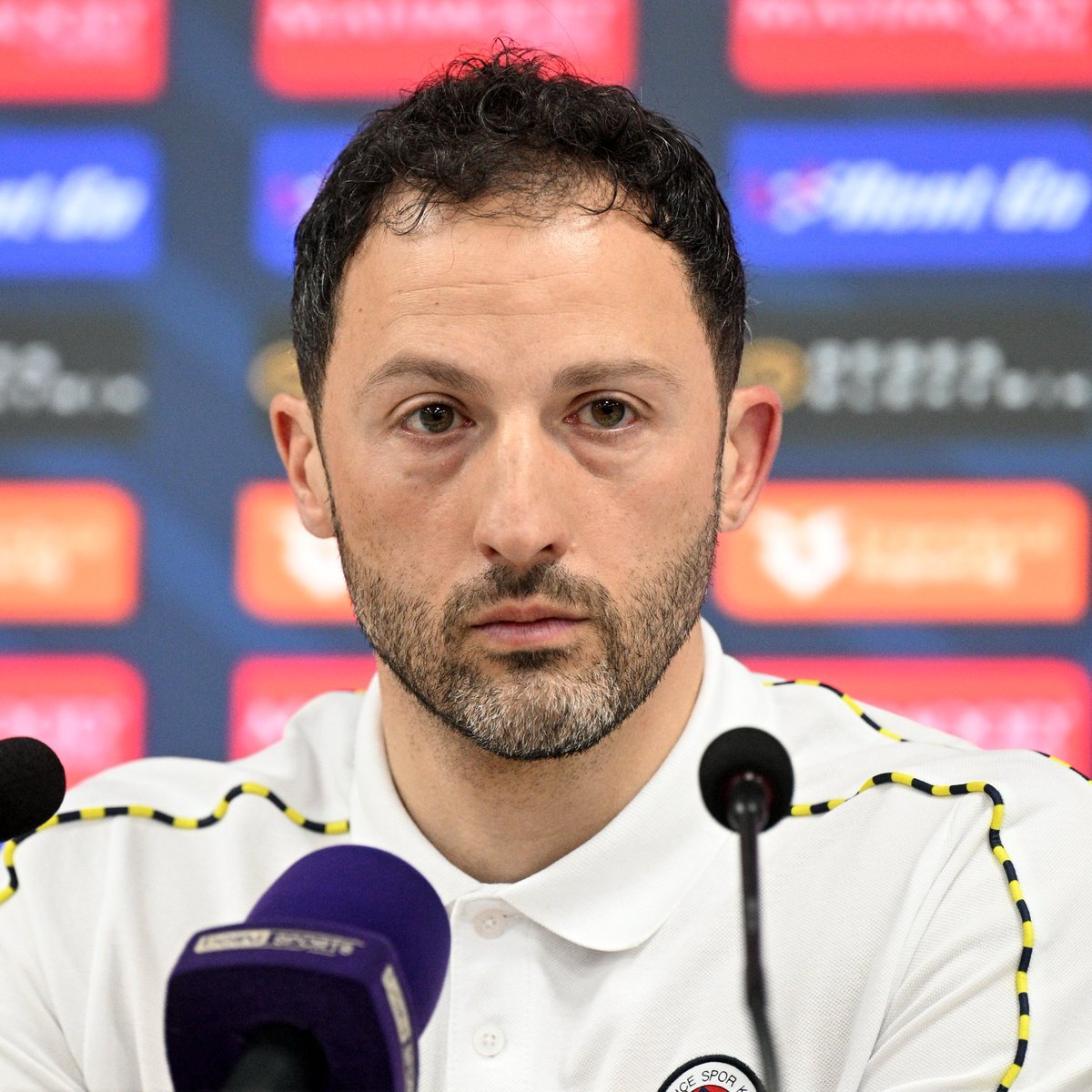 sportbpt's tweet photo. Bologna'nın yeni teknik direktörü Domenico Tedesco oldu. (Fabrizio Romano)

Anlaşma 3 yıllık. https://t.co/BPzWFl0OuO
